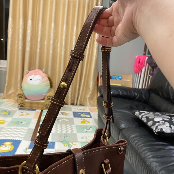 Like new Dooney& Bourke Florentine Perry satchel - Picture 10 of 11